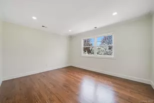 106 Fairway View Dr, Commack, NY 11725 - Photo 35