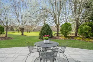 106 Fairway View Dr, Commack, NY 11725 - Photo 39