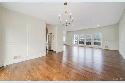 106 Fairway View Drive #106, Commack, NY 11725 - Photo 7