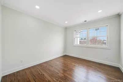 106 Fairway View Drive #106, Commack, NY 11725 - Photo 31