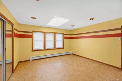 358 Litchfield Avenue, Elmont, NY 11003 - Photo 23