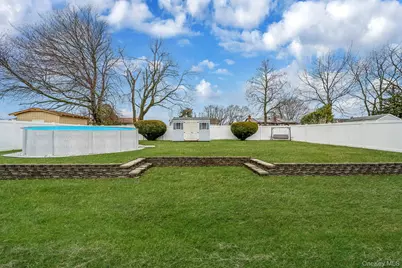 141 Conerty Street, Brentwood, NY 11717 - Photo 19