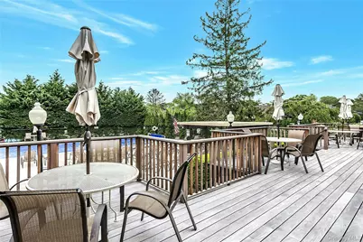 156 Southgate Circle, Massapequa Park, NY 11762 - Photo 39