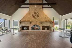 156 Southgate Cir, Massapequa Park, NY 11762 - Photo 31