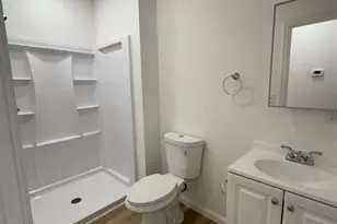 38 Carroll St, Poughkeepsie, NY 12601 - Photo 5