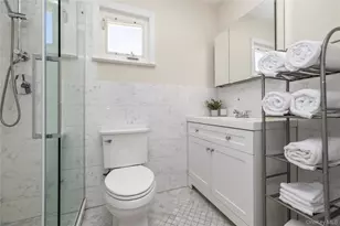 3930 Jane Ln, Oceanside, NY 11572 - Photo 17