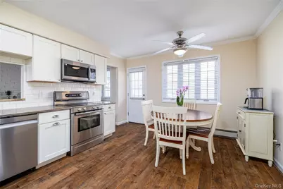 3930 Jane Lane, Oceanside, NY 11572 - Photo 7