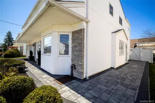 3930 Jane Ln, Oceanside, NY 11572 - Photo 3