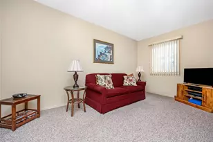 8 Town House Dr, Massapequa Park, NY 11762 - Photo 19