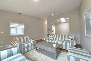 771 Waverly Ave, Holtsville, NY 11742 - Photo 7