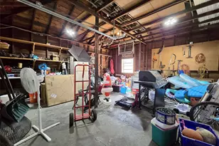 146 Webster Ave, Ronkonkoma, NY 11779 - Photo 19