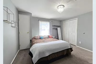 146 Webster Avenue, Ronkonkoma, NY 11779 - Photo 13