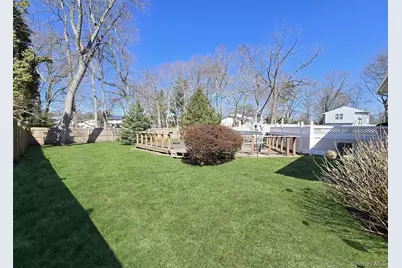 146 Webster Avenue, Ronkonkoma, NY 11779 - Photo 3
