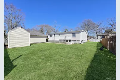 146 Webster Avenue, Ronkonkoma, NY 11779 - Photo 23