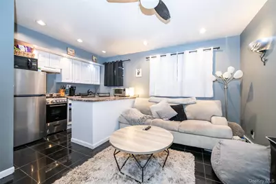 2531 Hollers Avenue, Bronx, NY 10475 - Photo 11