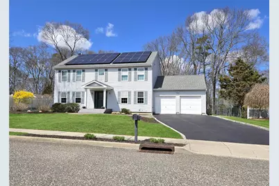 5 Dorothy Lane, Holbrook, NY 11741 - Photo 1