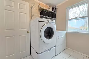 5 Dorothy Ln, Holbrook, NY 11741 - Photo 11