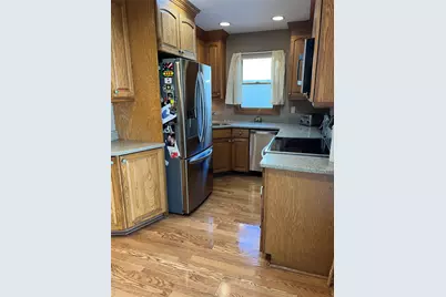 85 Riverside Avenue, Massapequa, NY 11758 - Photo 15