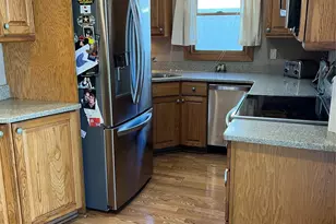 85 Riverside Ave, Massapequa, NY 11758 - Photo 15