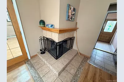 85 Riverside Avenue, Massapequa, NY 11758 - Photo 3