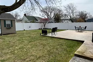 85 Riverside Ave, Massapequa, NY 11758 - Photo 5