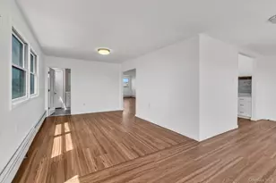 24 Milton Rd, Babylon, NY 11702 - Photo 25