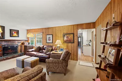 3 Townsend Court, Setauket, NY 11733 - Photo 11