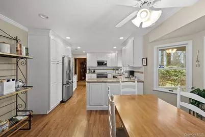 3 Townsend Court, Setauket, NY 11733 - Photo 13