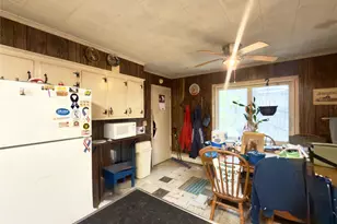 6 Pinetree Ln, Hyde Park, NY 12538 - Photo 5