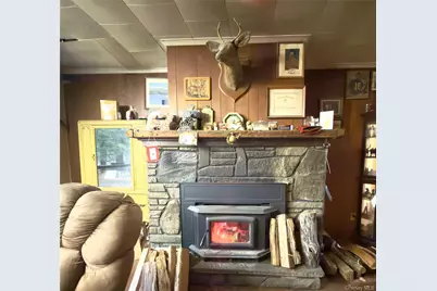 6 Pine Tree Lane, Hyde Park, NY 12538 - Photo 3