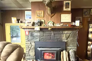 6 Pinetree Ln, Hyde Park, NY 12538 - Photo 3