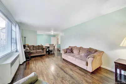 1570 Grand Avenue #24, Baldwin, NY 11510 - Photo 7