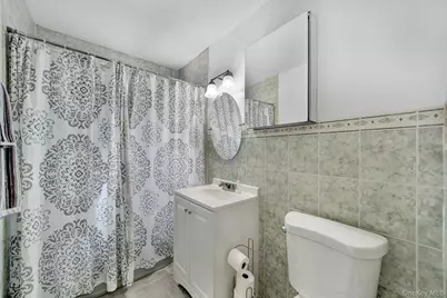 1570 Grand Avenue #24, Baldwin, NY 11510 - Photo 9