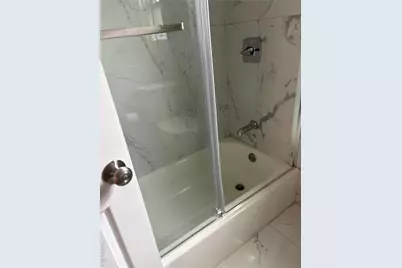 183-34 Fonda Avenue, Saint Albans, NY 11412 - Photo 9