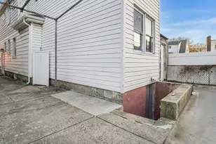 107-46 120th St, Richmond Hill, NY 11419 - Photo 23