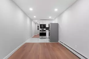 107-46 120th St, Richmond Hill, NY 11419 - Photo 3