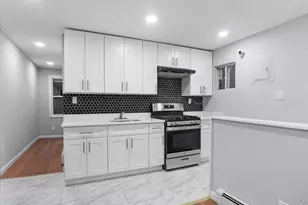 107-46 120th St, Richmond Hill, NY 11419 - Photo 9