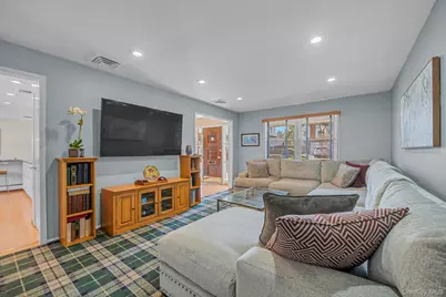 100 Brower Avenue, Woodmere, NY 11598 - Photo 11