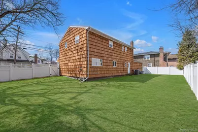 100 Brower Avenue, Woodmere, NY 11598 - Photo 21