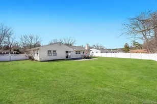 27 Westbrook Rd, Coram, NY 11727 - Photo 23