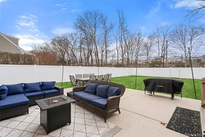 44 Robinson Street, Shoreham, NY 11786 - Photo 21