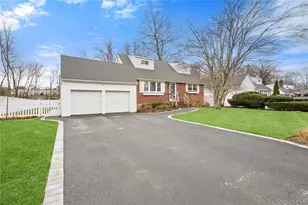 44 Robinson St, Shoreham, NY 11786 - Photo 3