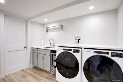 58 Roger Drive, Port Washington, NY 11050 - Photo 21