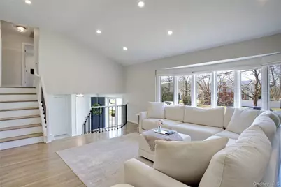 58 Roger Drive, Port Washington, NY 11050 - Photo 5