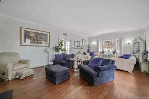 195 Cedar Swamp Rd, Glen Head, NY 11545 - Photo 11