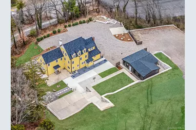 195 Cedar Swamp Road, Glen Head, NY 11545 - Photo 45