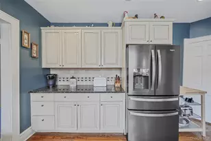 195 Cedar Swamp Rd, Glen Head, NY 11545 - Photo 19