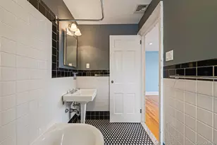 195 Cedar Swamp Rd, Glen Head, NY 11545 - Photo 35