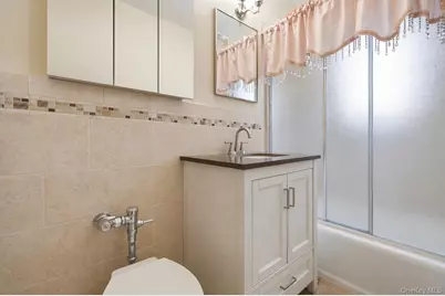 2630 Kingsbridge Terrace #7V-7VA, Bronx, NY 10463 - Photo 13
