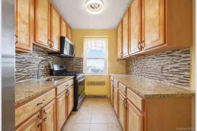 2630 Kingsbridge Terrace #7V-7VA, Bronx, NY 10463 - Photo 11
